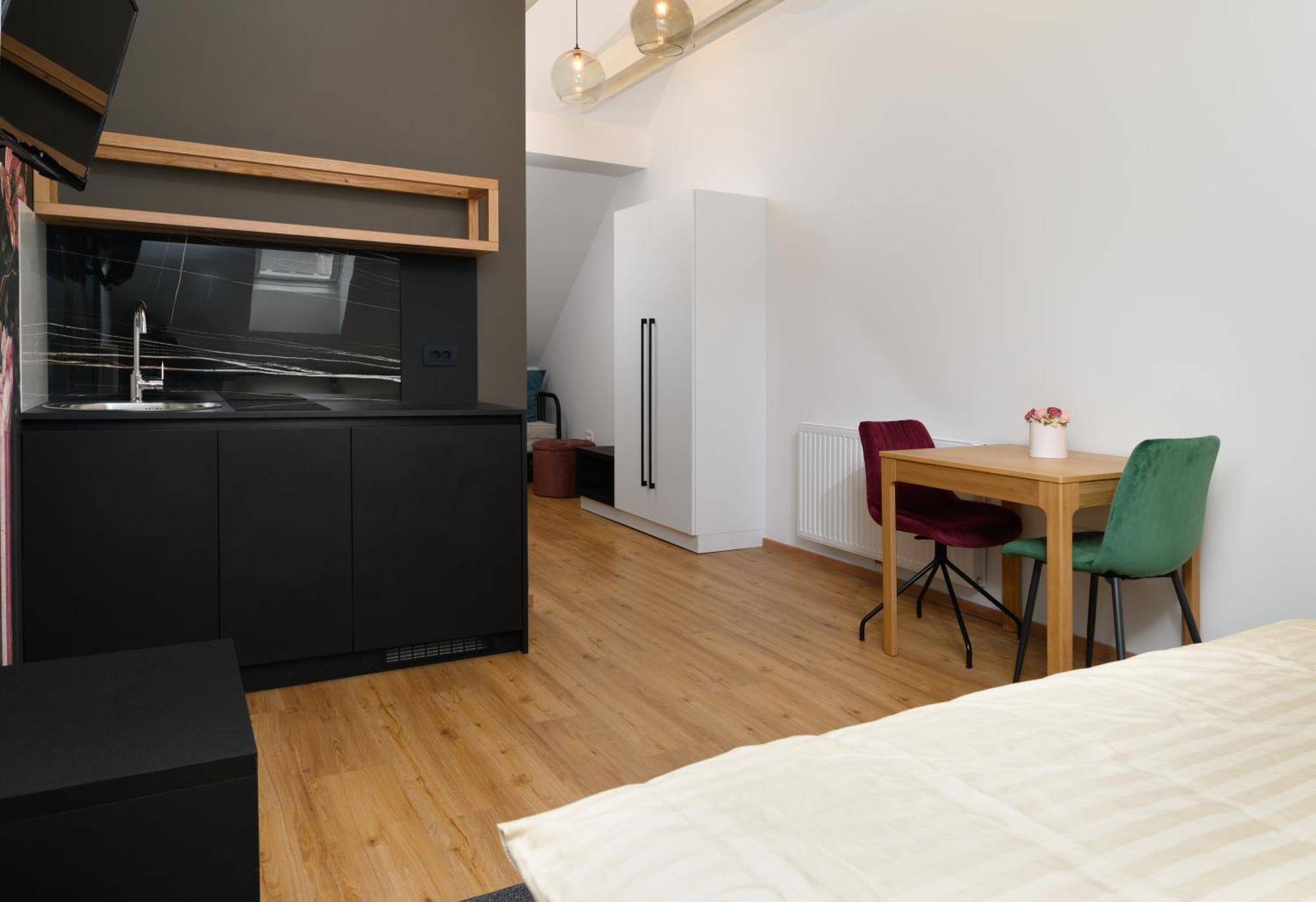 Lilija Apartments Trzin ภายนอก รูปภาพ