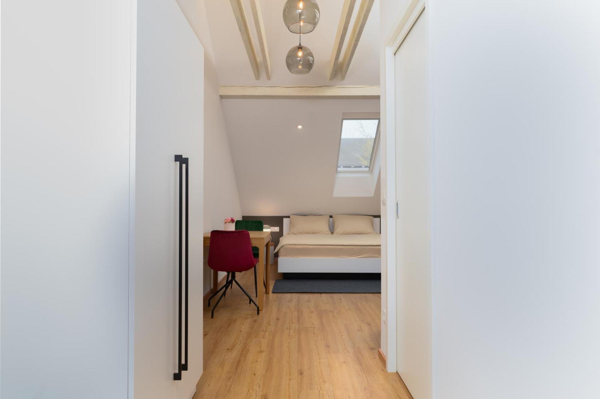 Lilija Apartments Trzin ภายนอก รูปภาพ